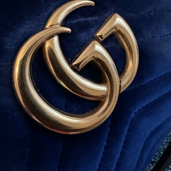 GUCCI GG MARMONT VELVET BAG - Picture 7 of 7
